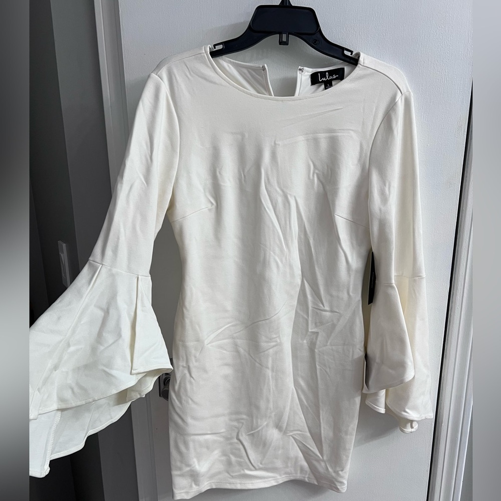 NWT Lulus Bell Sleeve Size L Large Bodycon Dress in Ivory Cream Off white